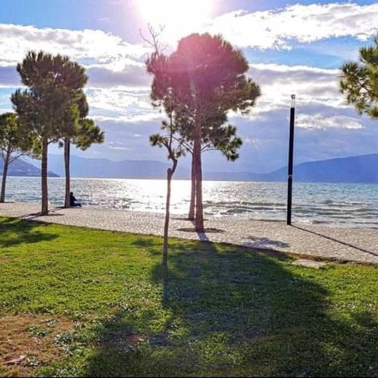 Vlore Sea Apartments Esterno foto