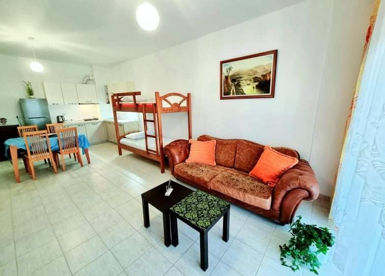 Vlore Sea Apartments Esterno foto