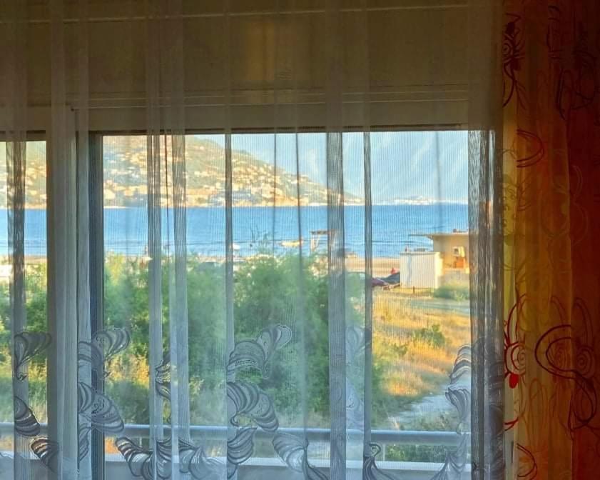 Vlore Sea Apartments Esterno foto