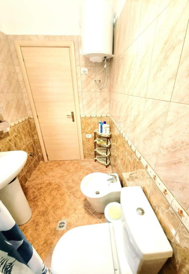 Vlore Sea Apartments Esterno foto